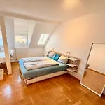 Lägenhet Quiet Attic-apartment Center *