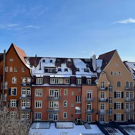 Quiet Attic-apartment Center Bern